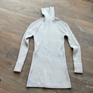 White House Black Market Gray Ribbed Turtleneck Sweater